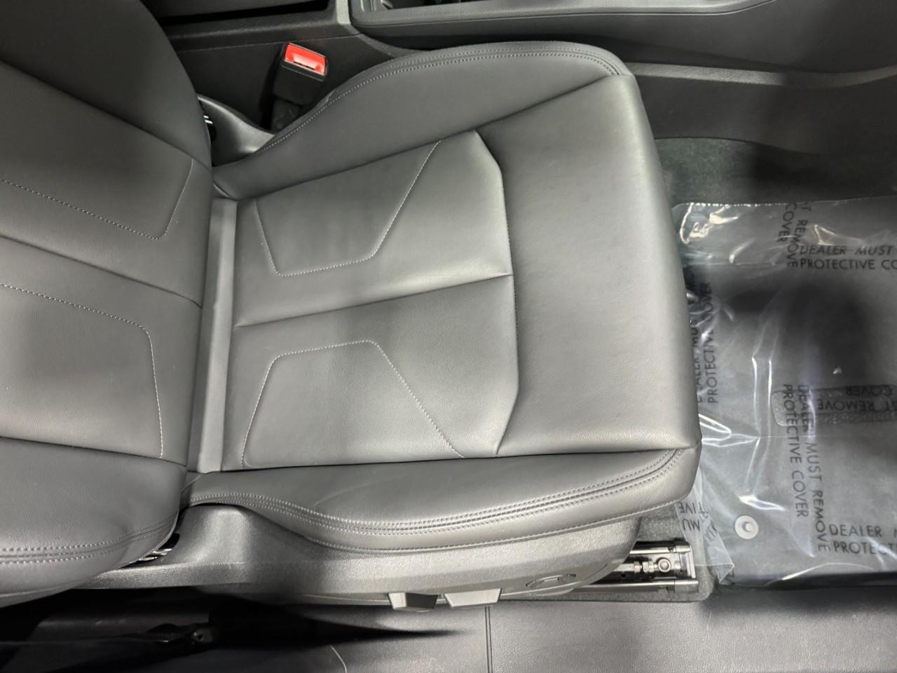 Audi Q3 Vehicle Full-screen Gallery Image 19