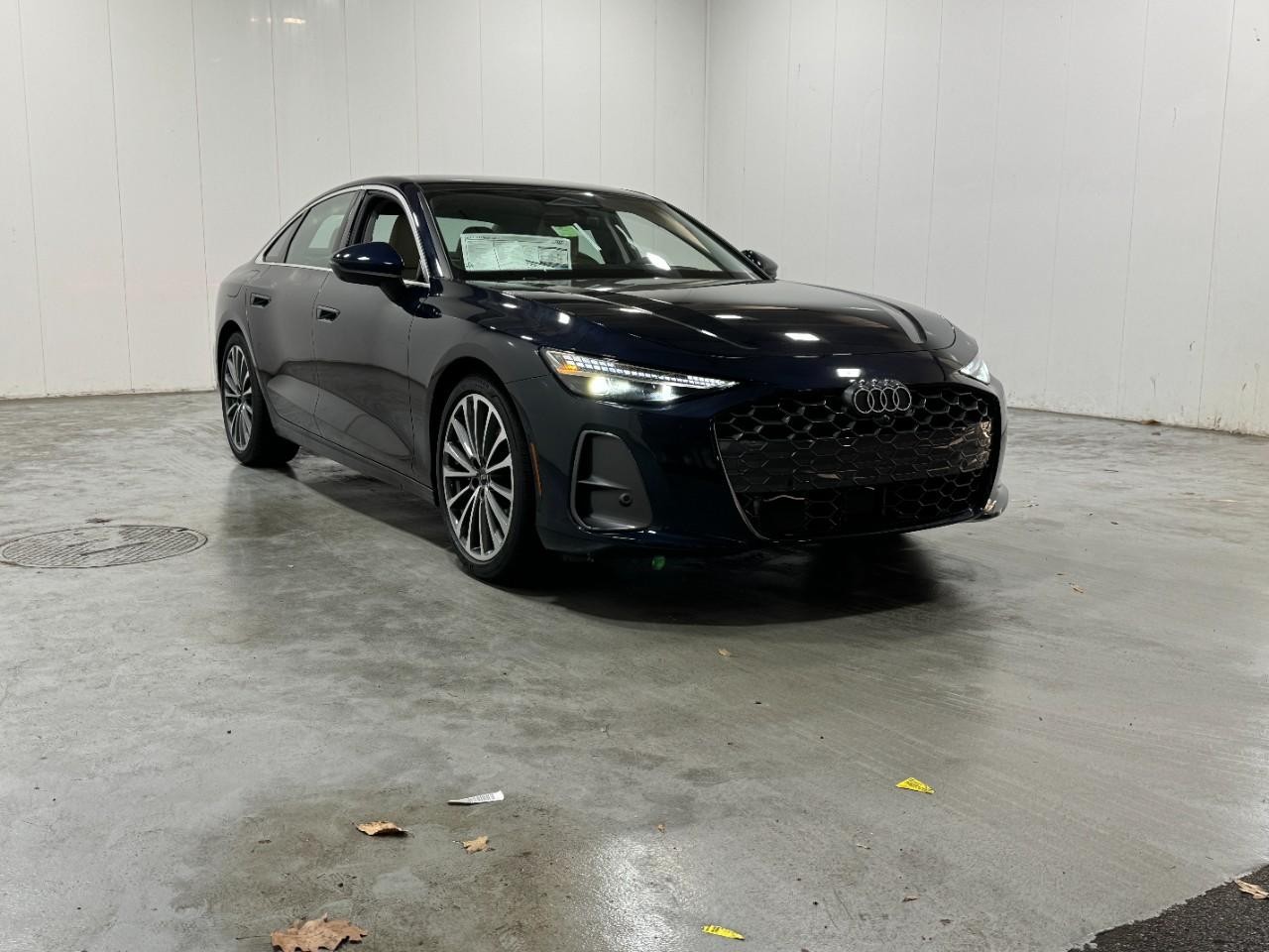 Audi A6 Sedan Vehicle Full-screen Gallery Image 6