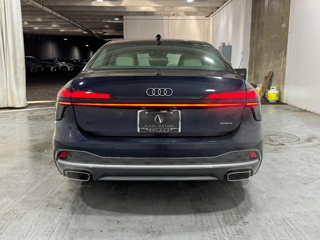 Audi A6 Sedan Vehicle Full-screen Gallery Image 9