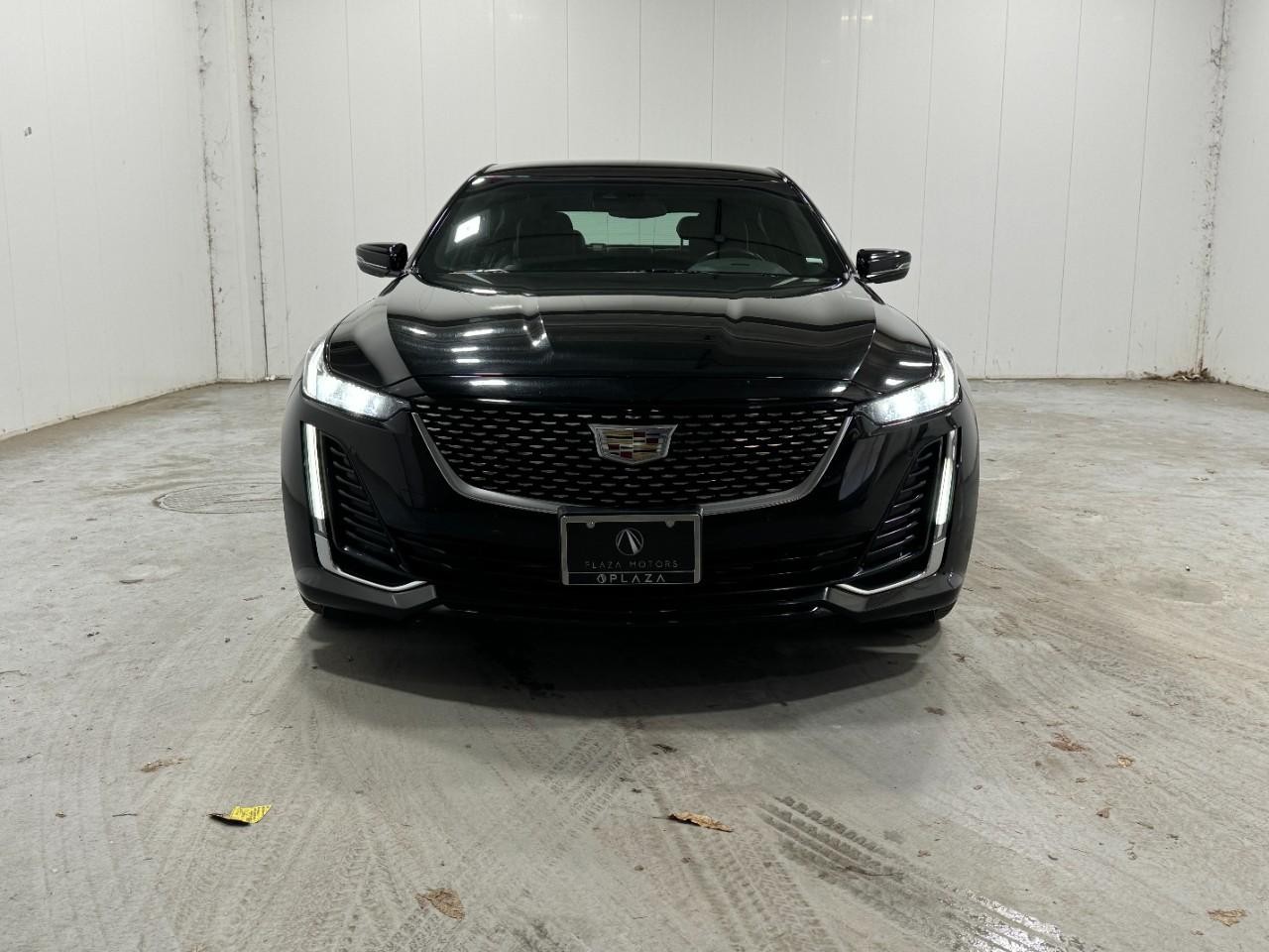 Cadillac CT5 Vehicle Full-screen Gallery Image 7
