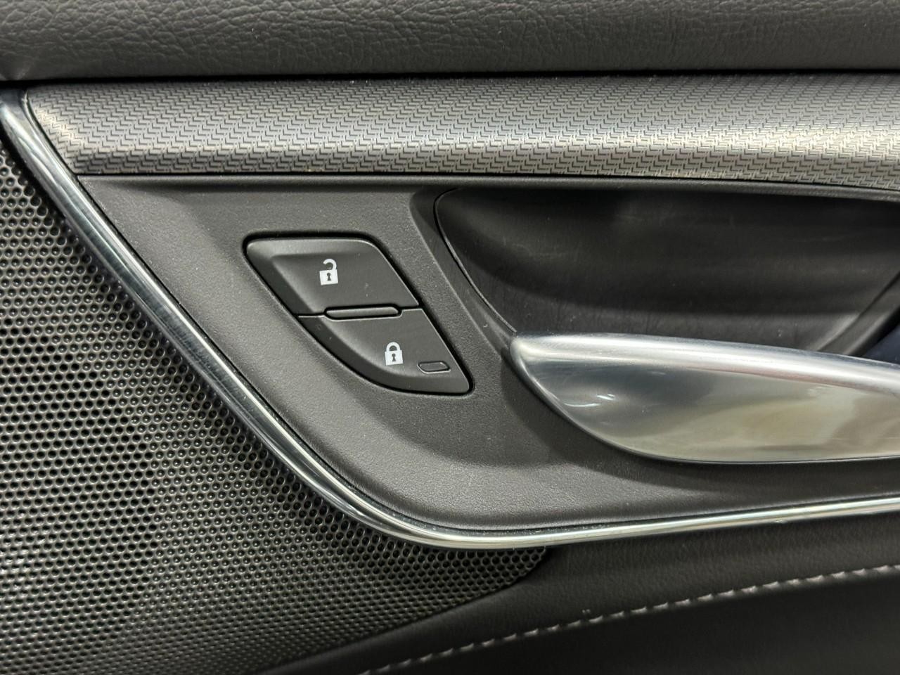 Cadillac CT5 Vehicle Full-screen Gallery Image 20