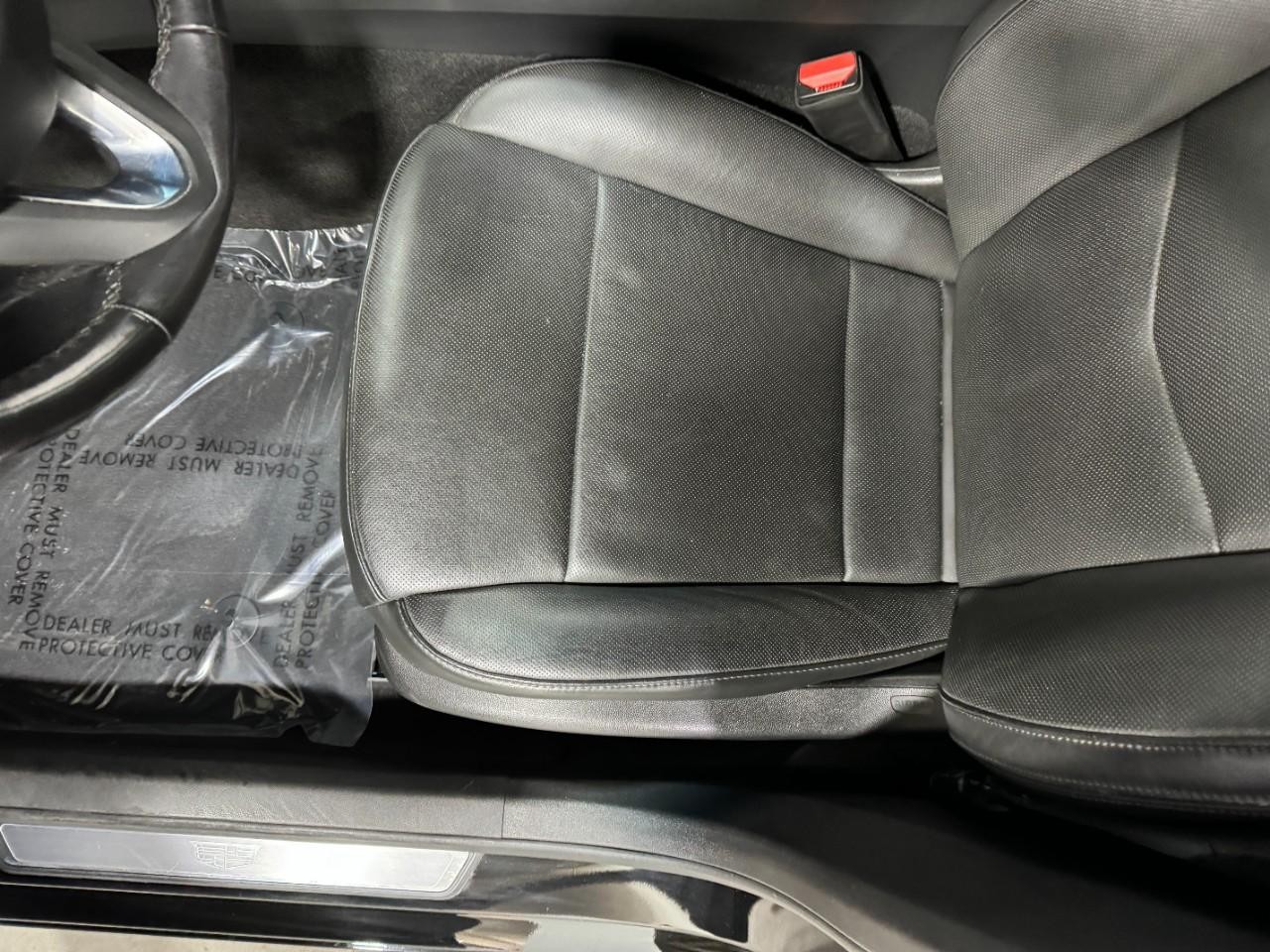 Cadillac CT5 Vehicle Full-screen Gallery Image 26