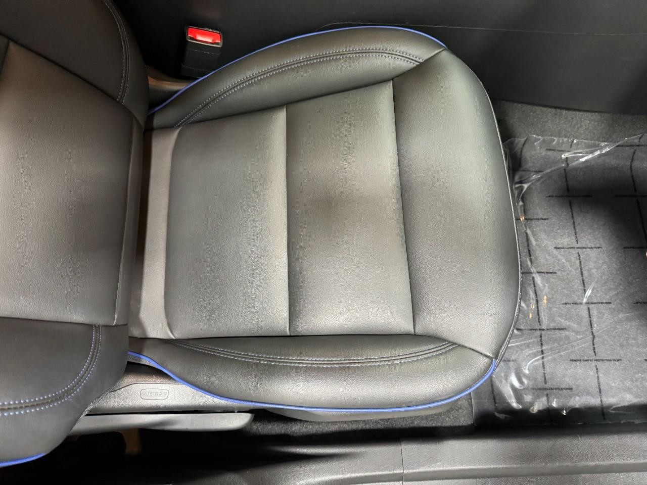 Buick Envista Vehicle Full-screen Gallery Image 18