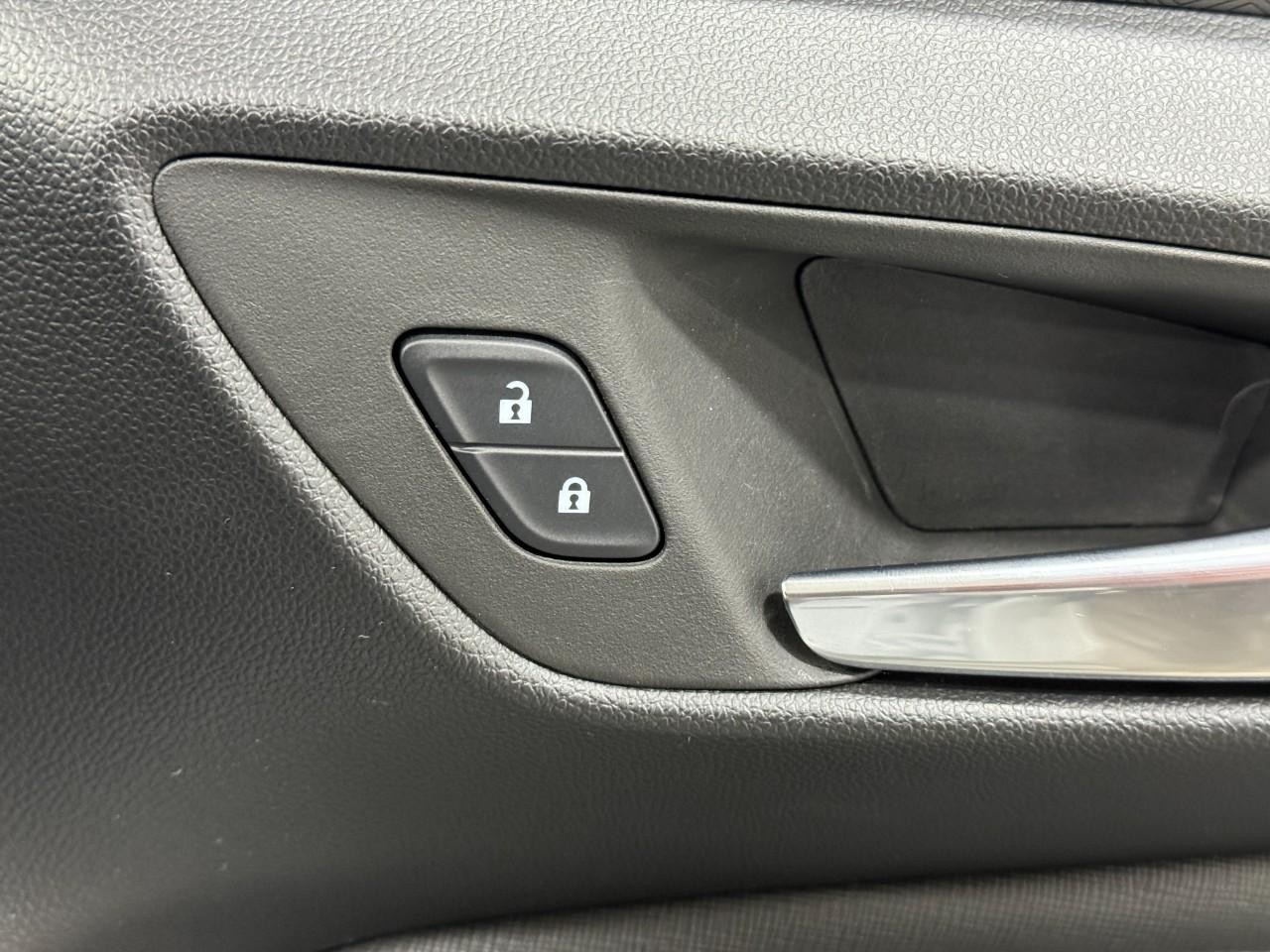 Buick Envista Vehicle Full-screen Gallery Image 20