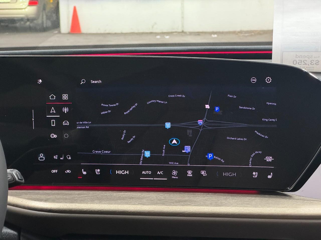 Audi Q5 Sportback Vehicle Full-screen Gallery Image 15