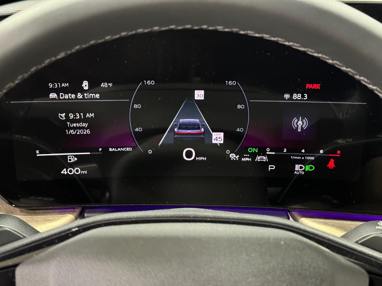 Audi Q5 Vehicle Full-screen Gallery Image 28