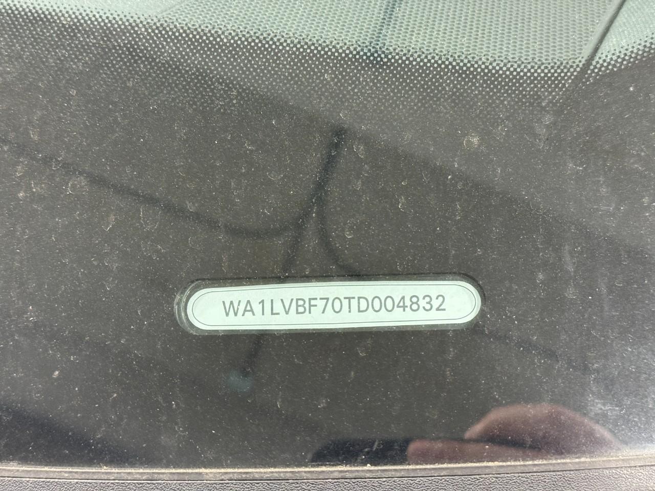 Audi Q7 Vehicle Full-screen Gallery Image 37