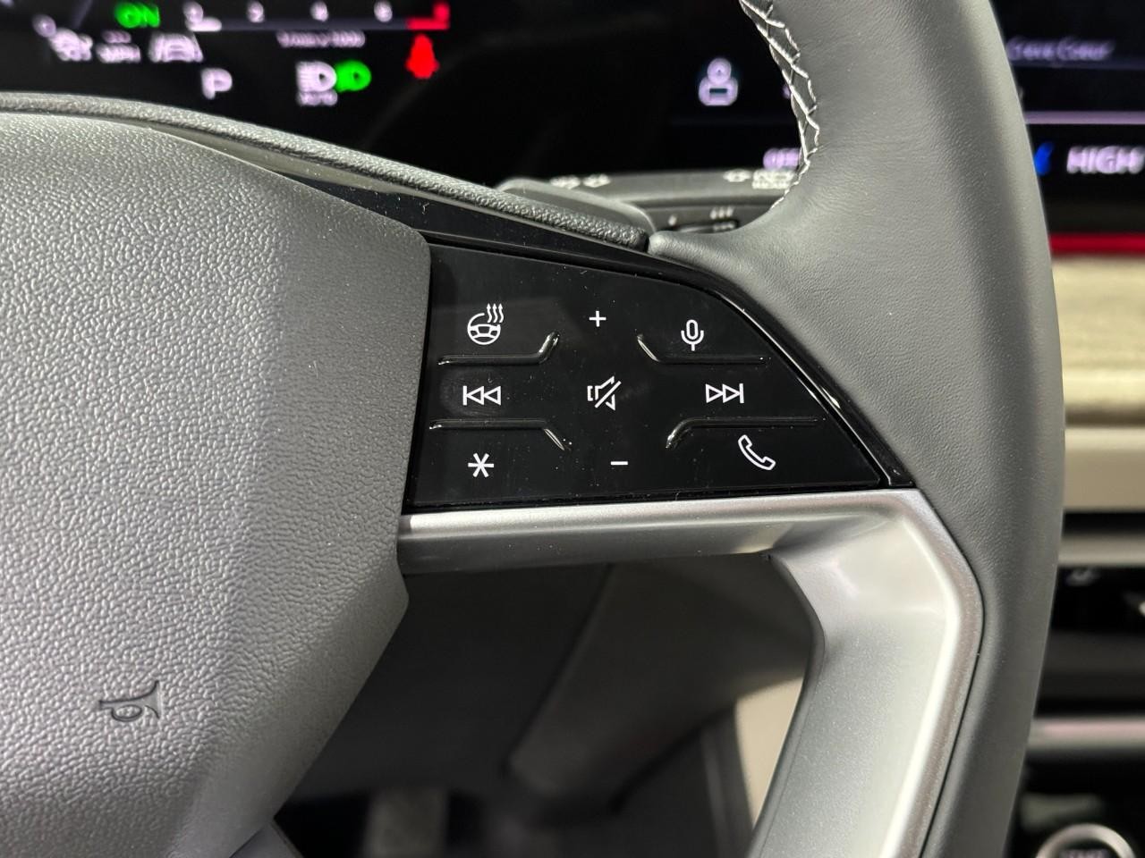 Audi Q5 Vehicle Full-screen Gallery Image 29