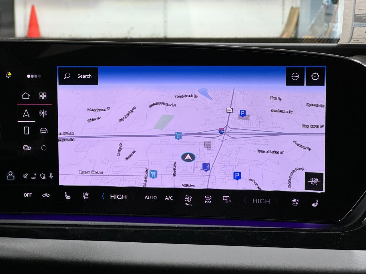 Audi A5 Vehicle Full-screen Gallery Image 15