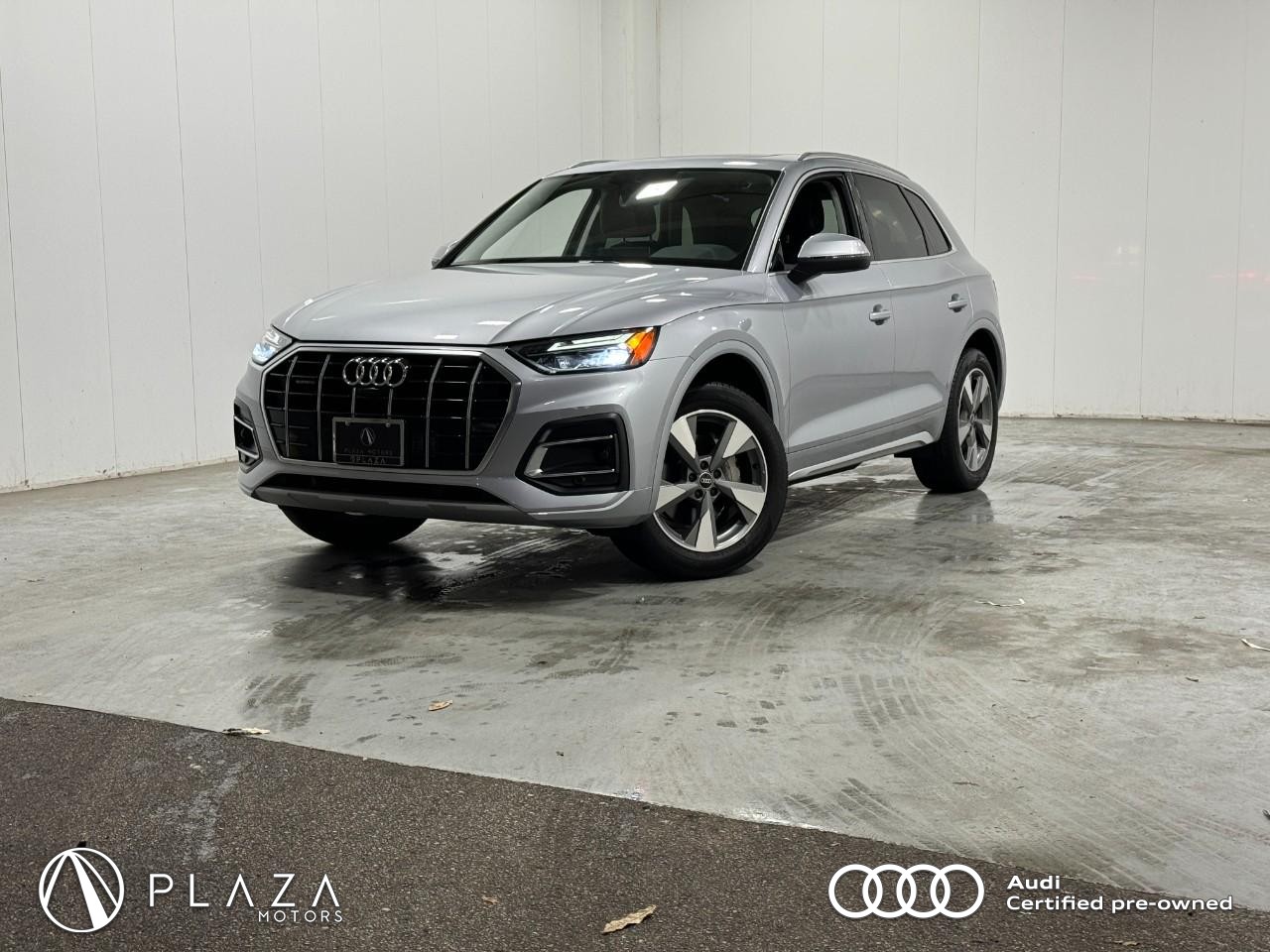 Audi Q5 Vehicle Full-screen Gallery Image 01