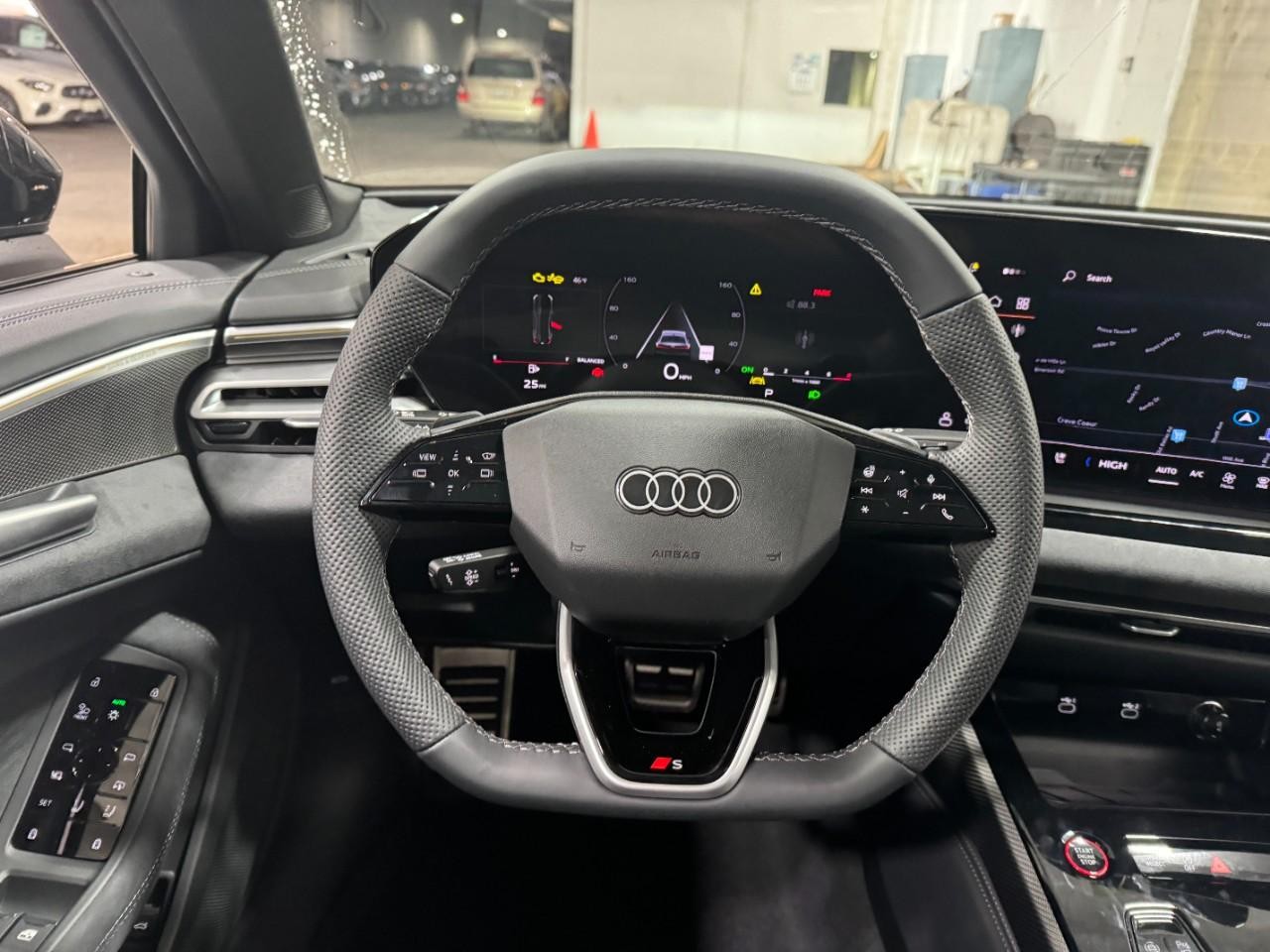 Audi S5 Vehicle Full-screen Gallery Image 14