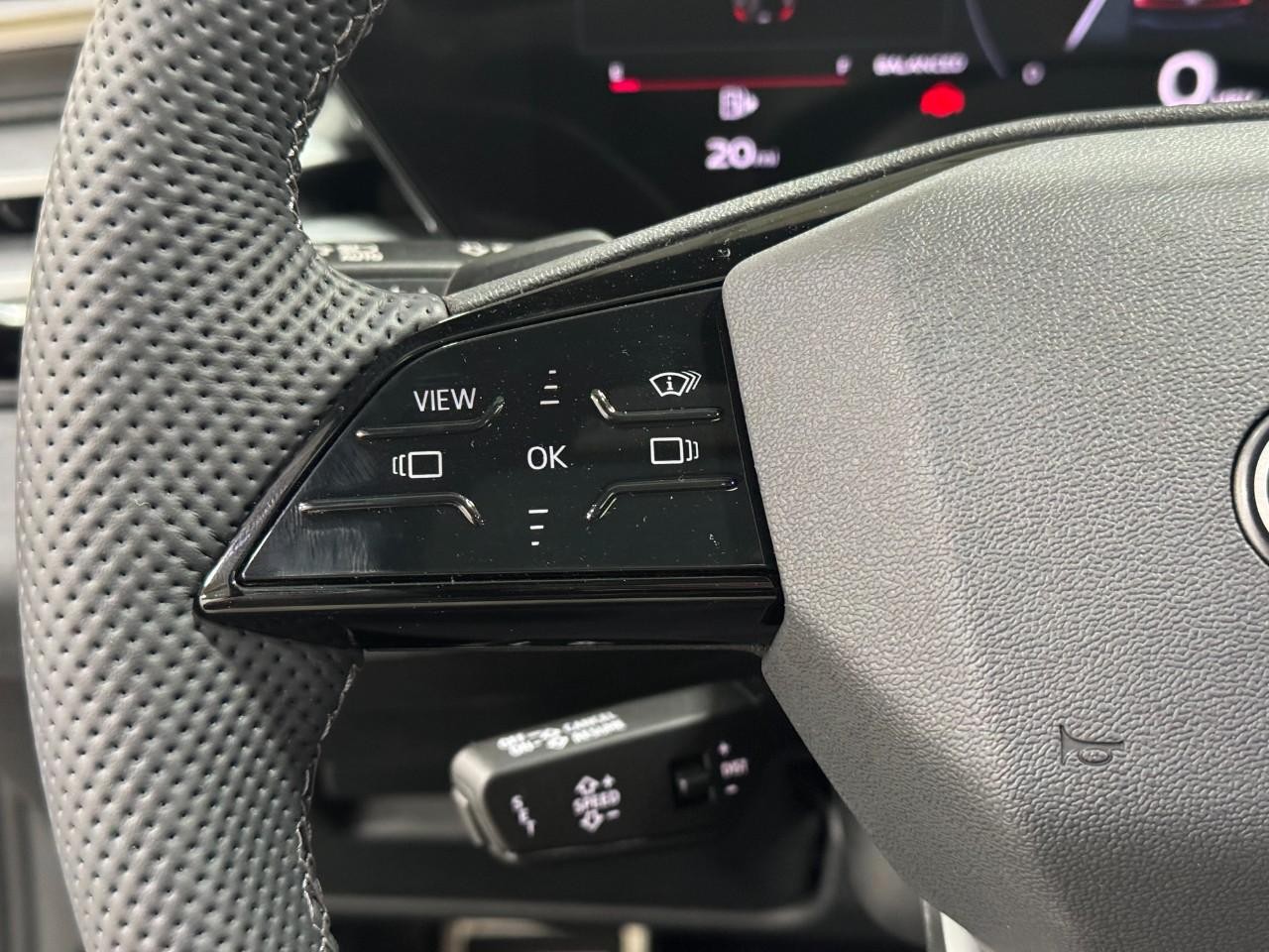 Audi S5 Vehicle Full-screen Gallery Image 29