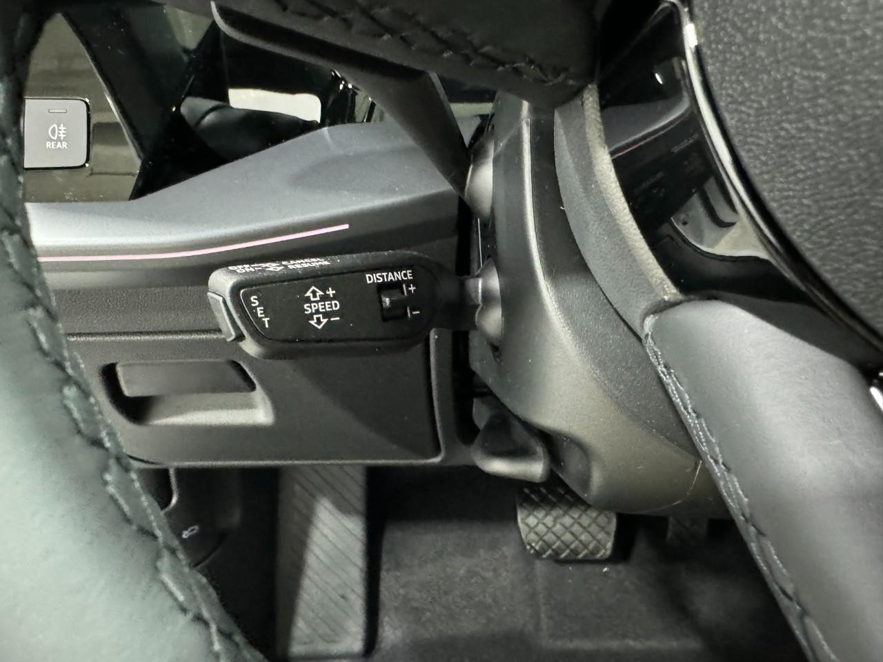 Audi A3 Vehicle Full-screen Gallery Image 31