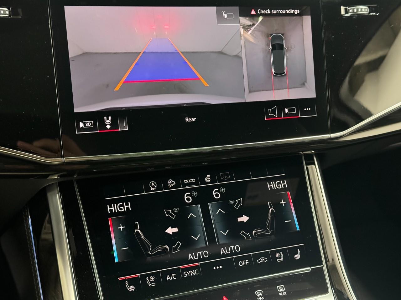 Audi Q7 Vehicle Full-screen Gallery Image 36