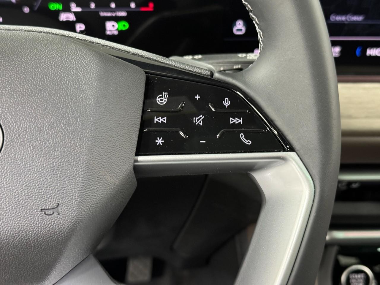 Audi Q5 Vehicle Full-screen Gallery Image 31