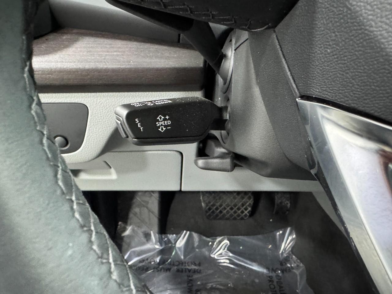 Audi Q5 Vehicle Full-screen Gallery Image 31