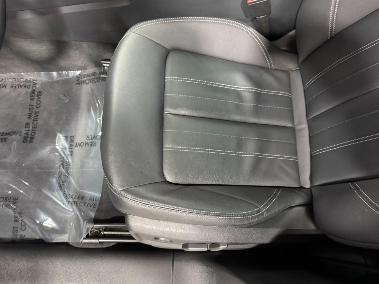 Audi Q5 Vehicle Full-screen Gallery Image 28