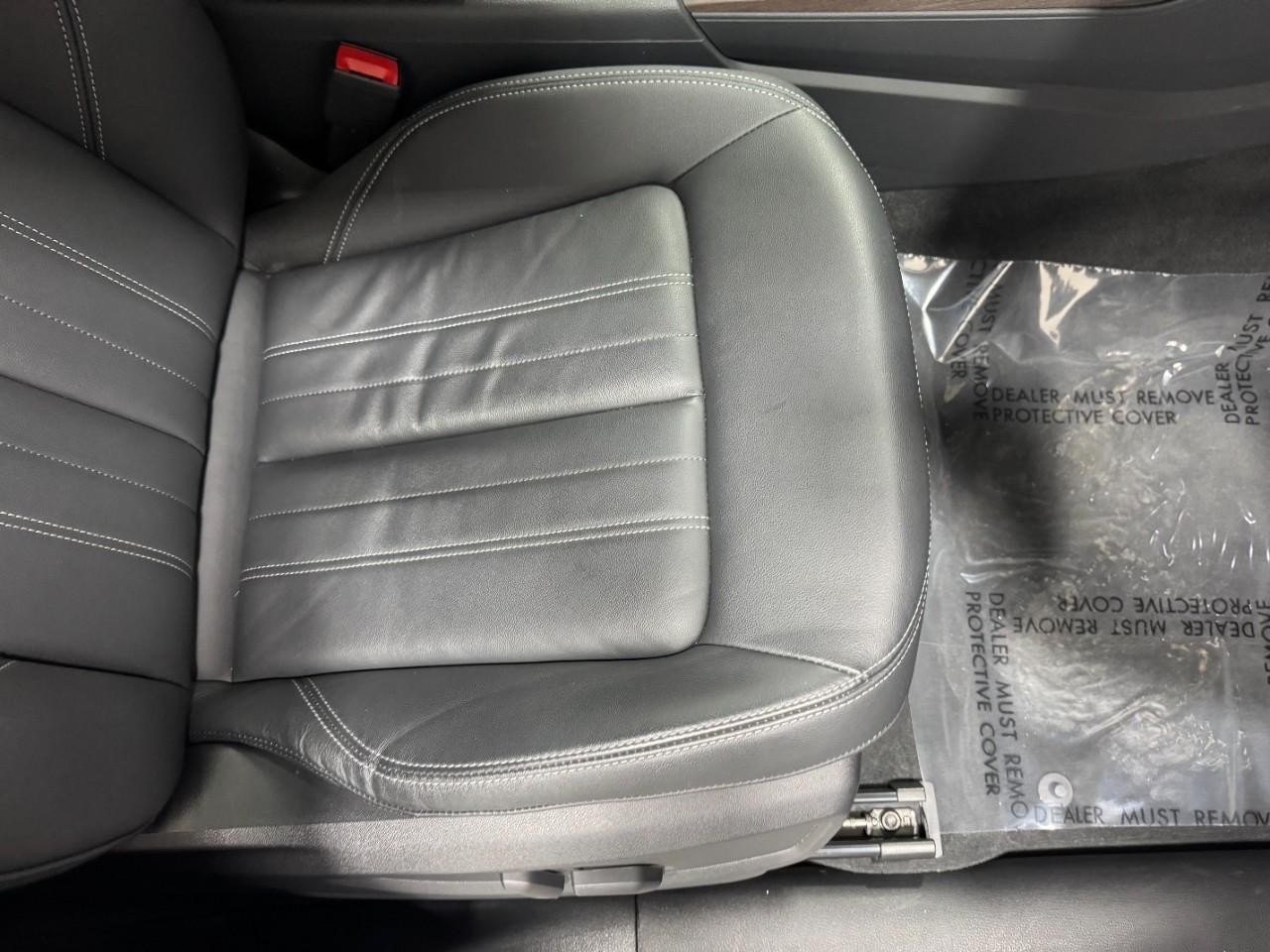 Audi Q5 Vehicle Full-screen Gallery Image 20