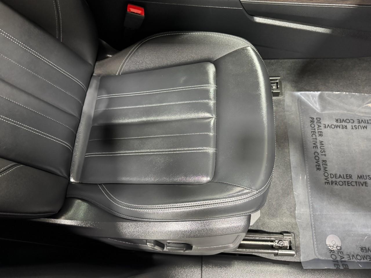 Audi Q5 Vehicle Full-screen Gallery Image 20