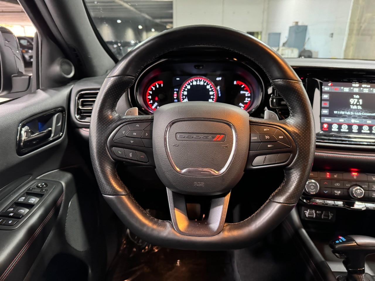 Dodge Durango Vehicle Full-screen Gallery Image 14