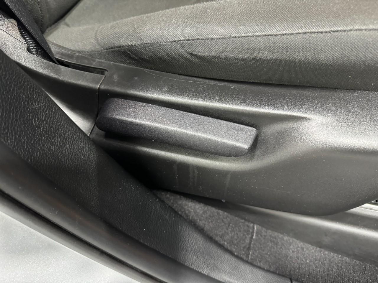 Dodge Durango Vehicle Full-screen Gallery Image 21