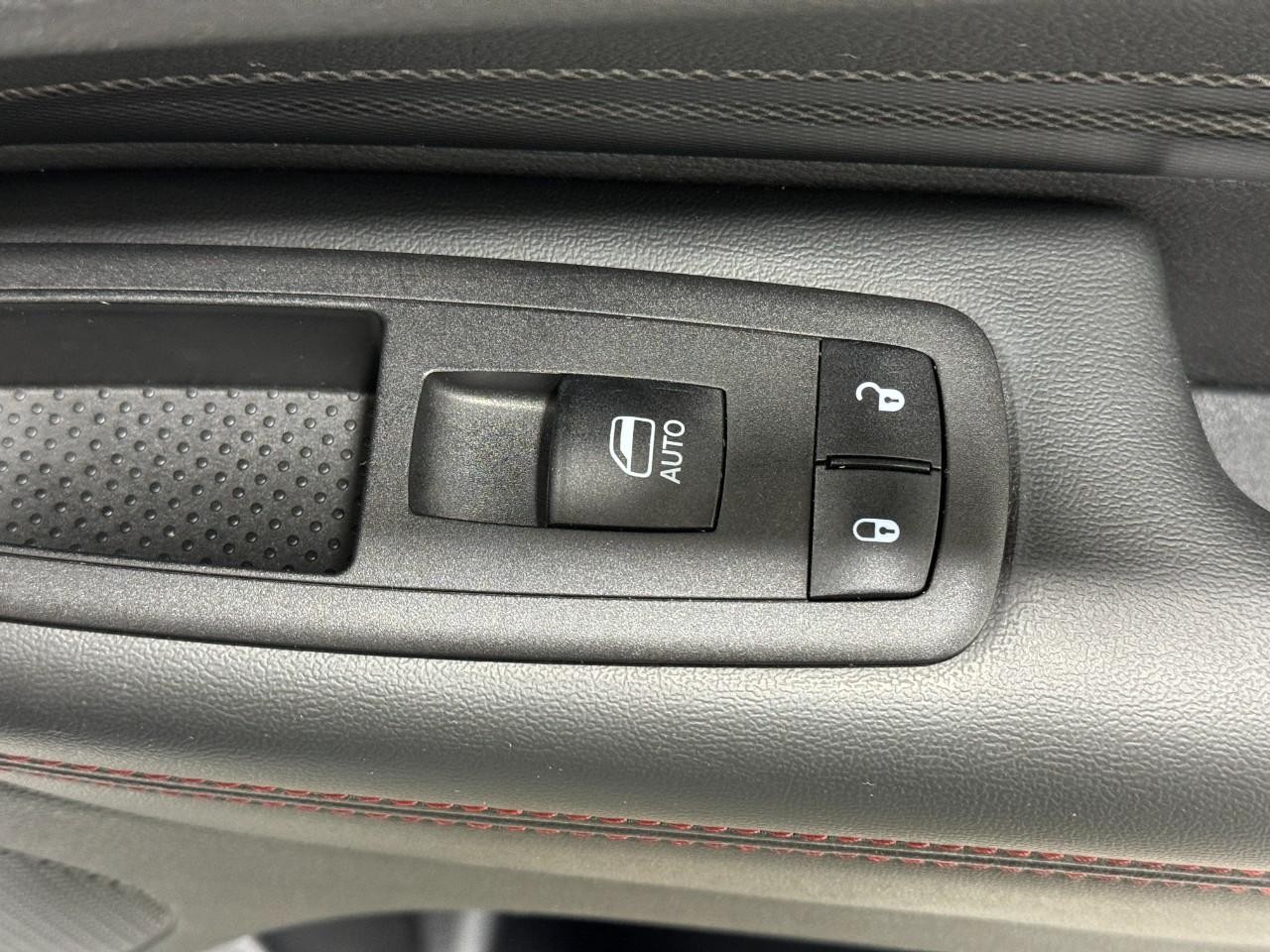 Dodge Durango Vehicle Full-screen Gallery Image 22