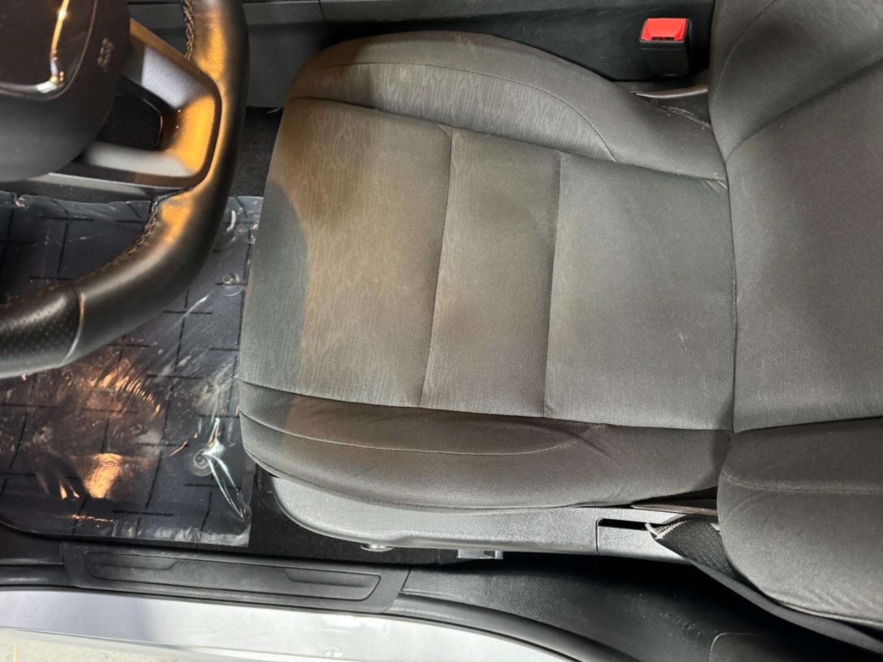 Dodge Durango Vehicle Full-screen Gallery Image 25