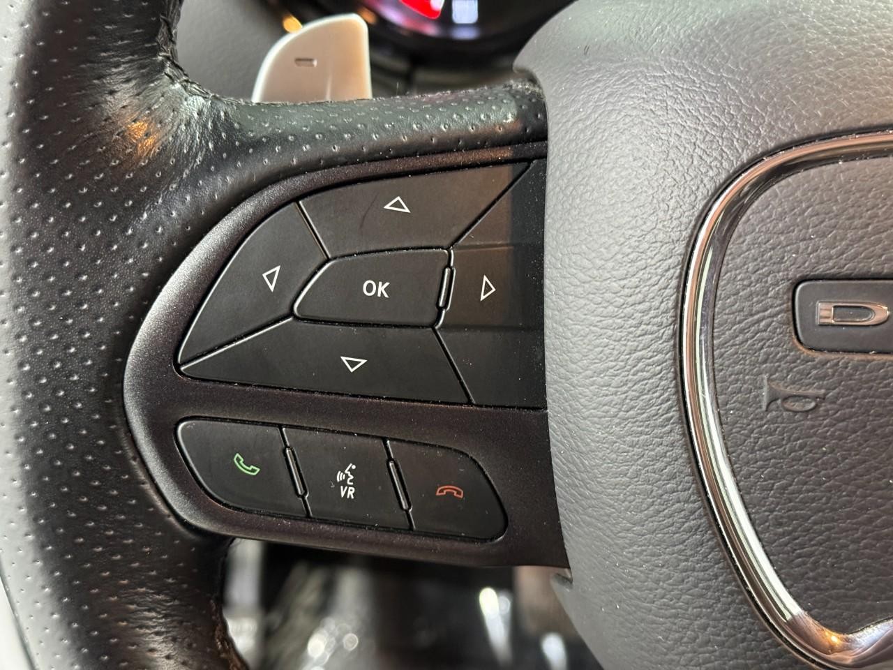 Dodge Durango Vehicle Full-screen Gallery Image 28