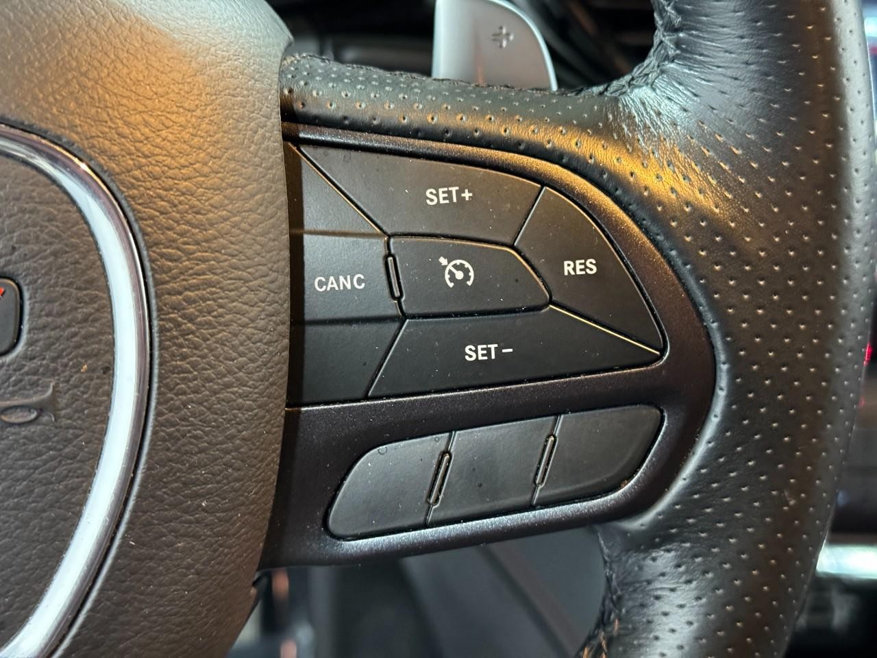 Dodge Durango Vehicle Full-screen Gallery Image 29