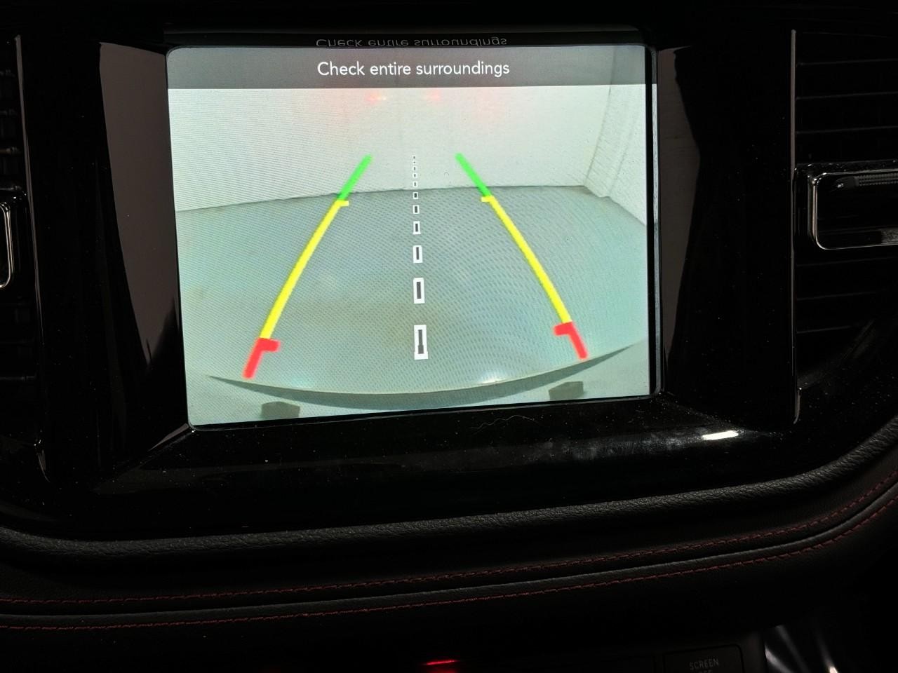 Dodge Durango Vehicle Full-screen Gallery Image 31