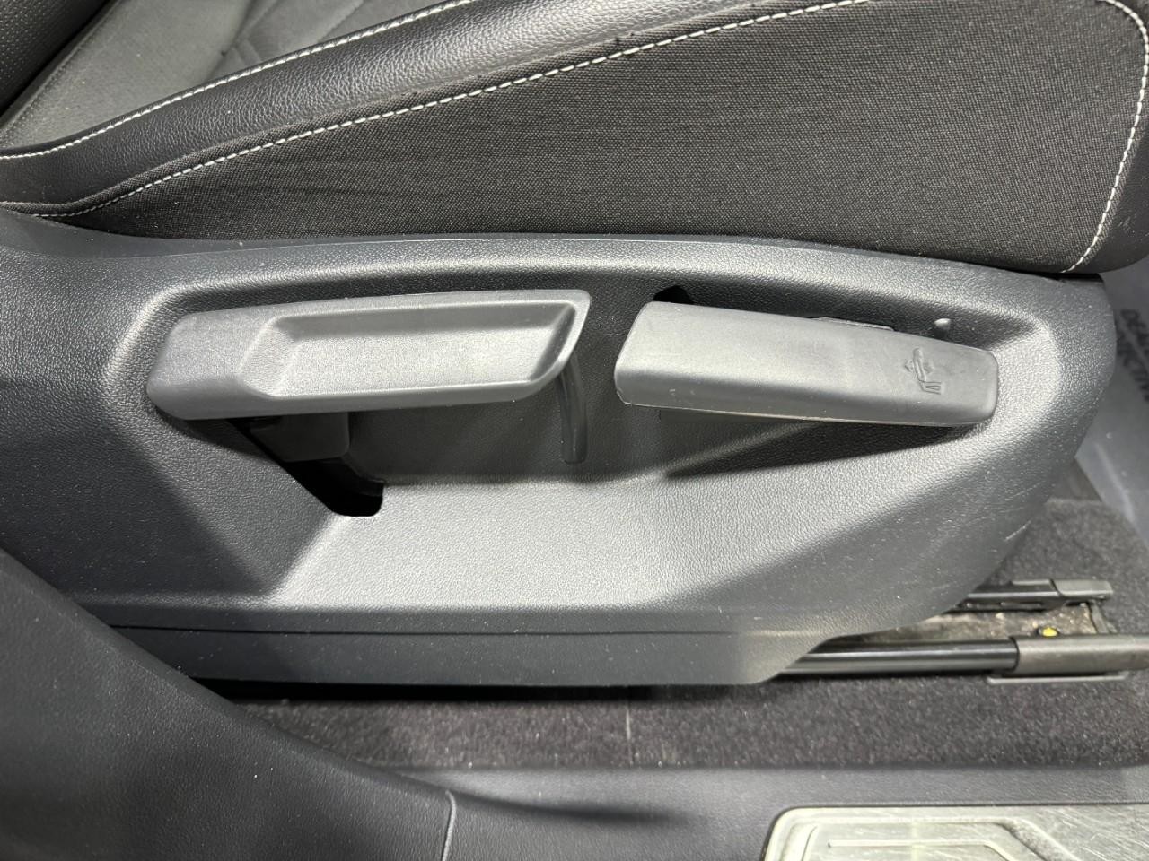 Volkswagen Atlas Vehicle Full-screen Gallery Image 21