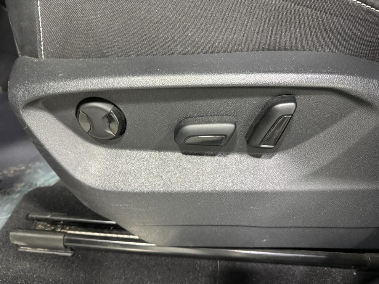 Volkswagen Atlas Vehicle Full-screen Gallery Image 29