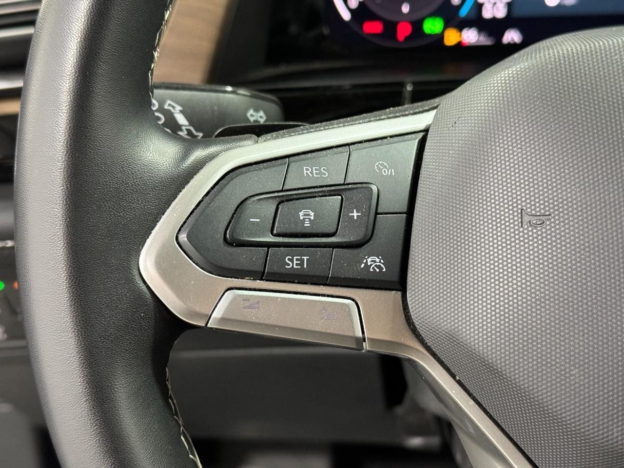 Volkswagen Atlas Vehicle Full-screen Gallery Image 31