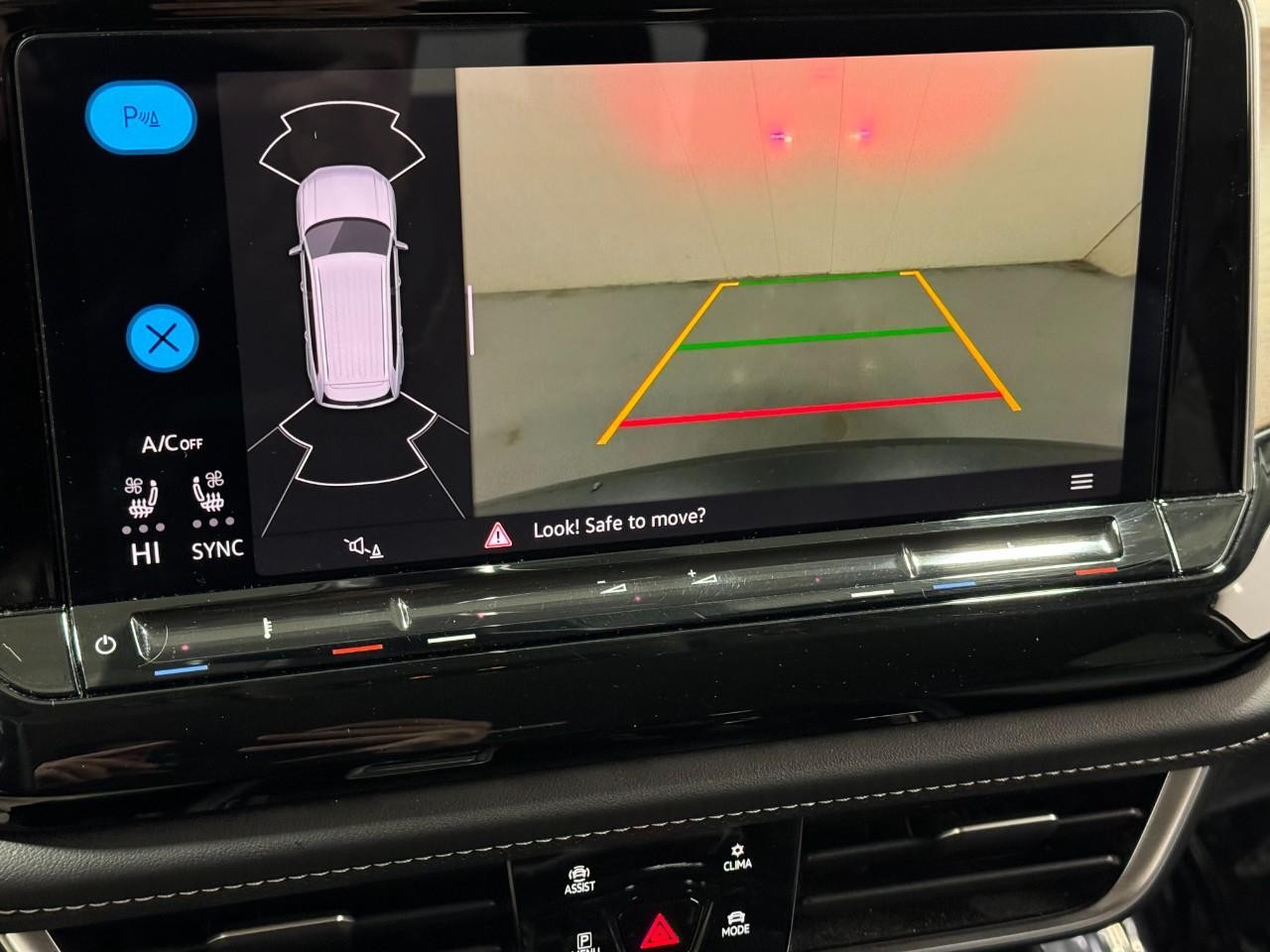 Volkswagen Atlas Vehicle Full-screen Gallery Image 34