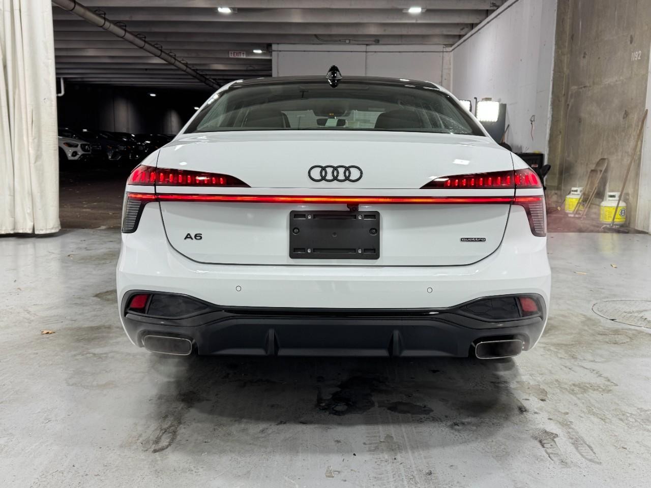 Audi A6 Sedan Vehicle Full-screen Gallery Image 9