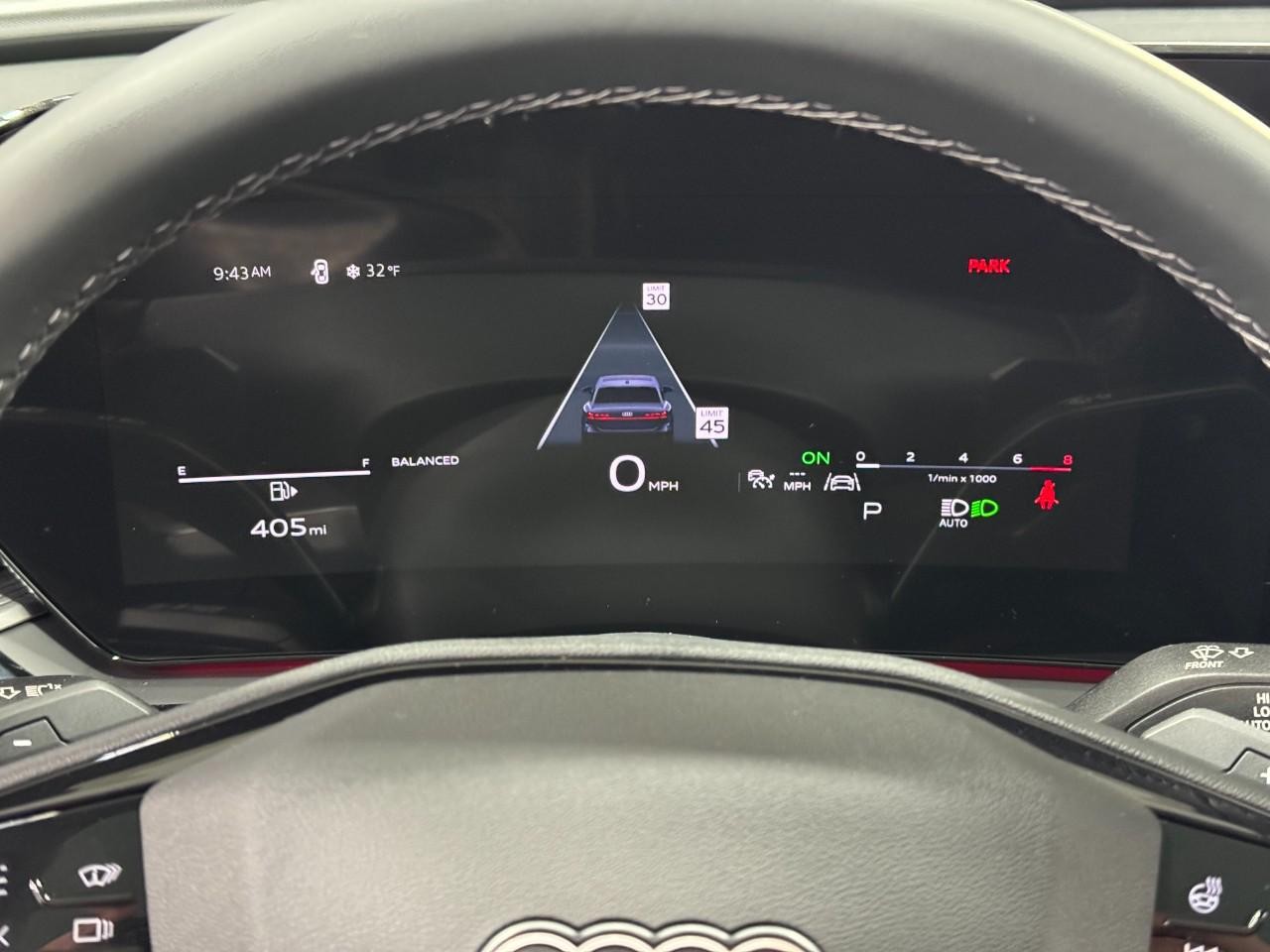 Audi A6 Sedan Vehicle Full-screen Gallery Image 32