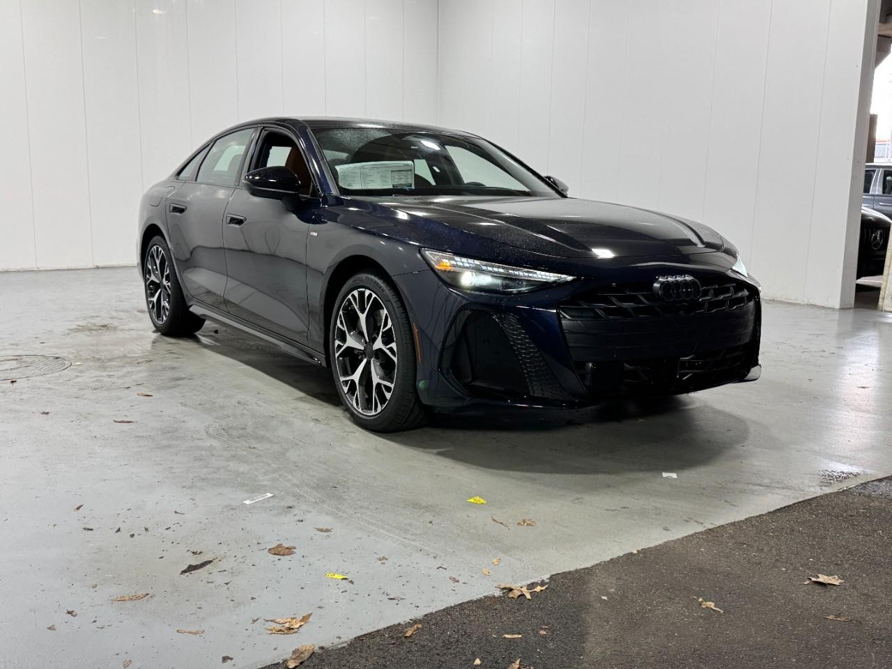 Audi A6 Sedan Vehicle Full-screen Gallery Image 6