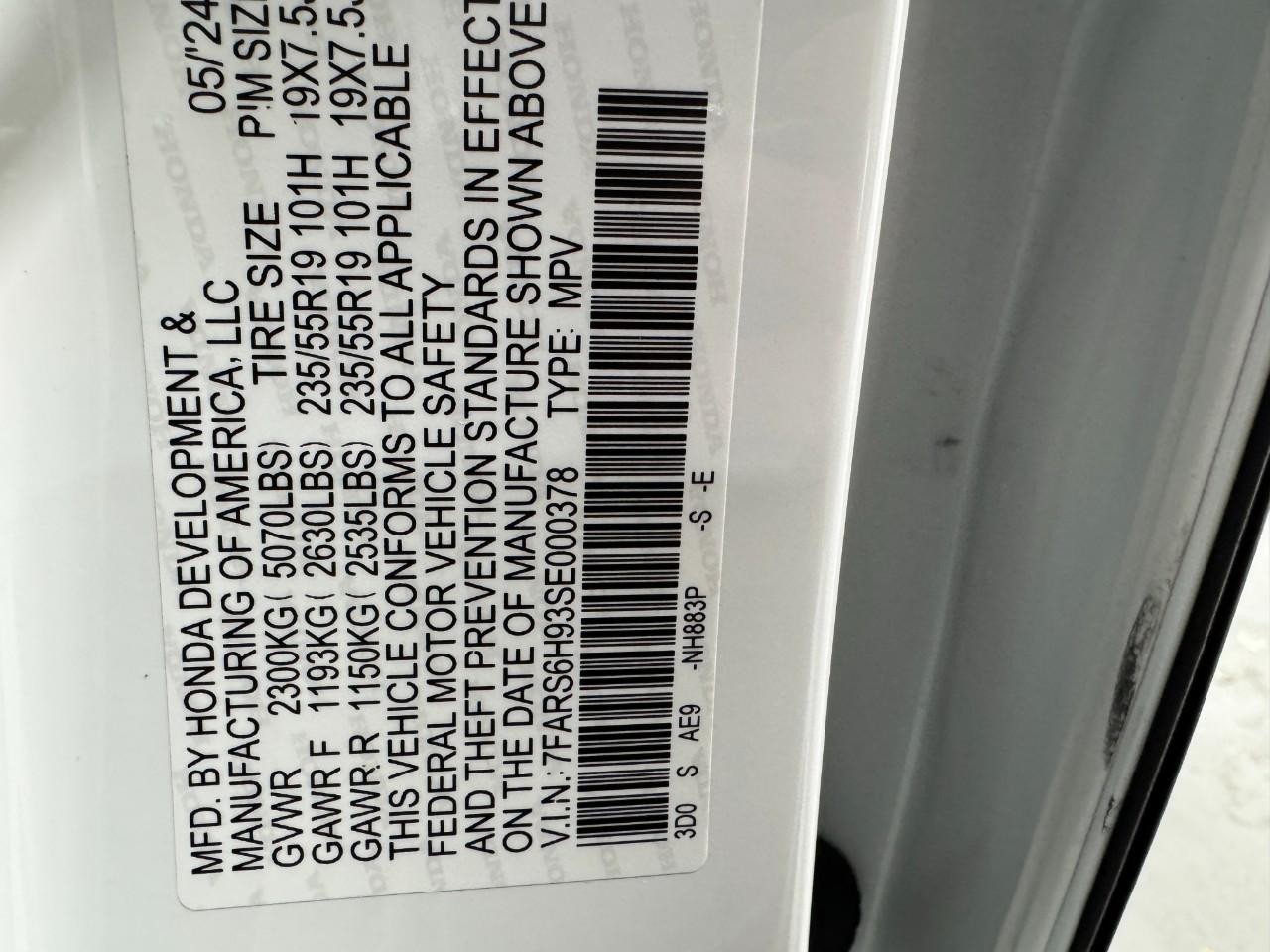 Honda CR-V Hybrid Vehicle Full-screen Gallery Image 33