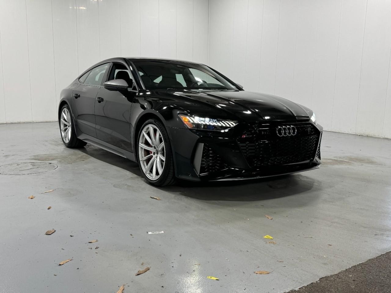 Audi RS 7 Vehicle Full-screen Gallery Image 06