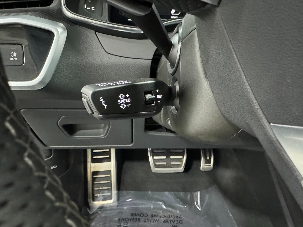 Audi RS 7 Vehicle Full-screen Gallery Image 33