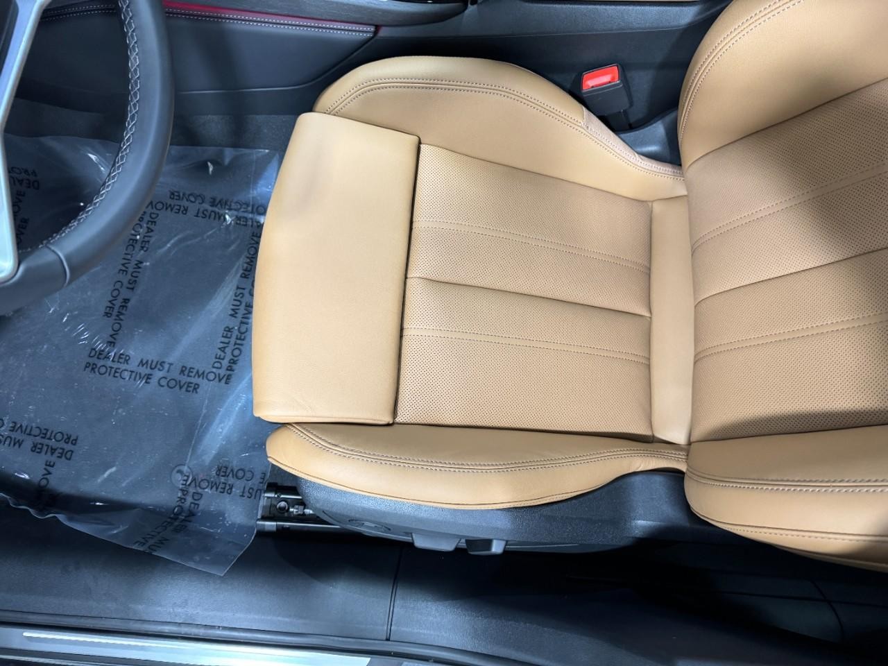 Audi A6 Sedan Vehicle Full-screen Gallery Image 26