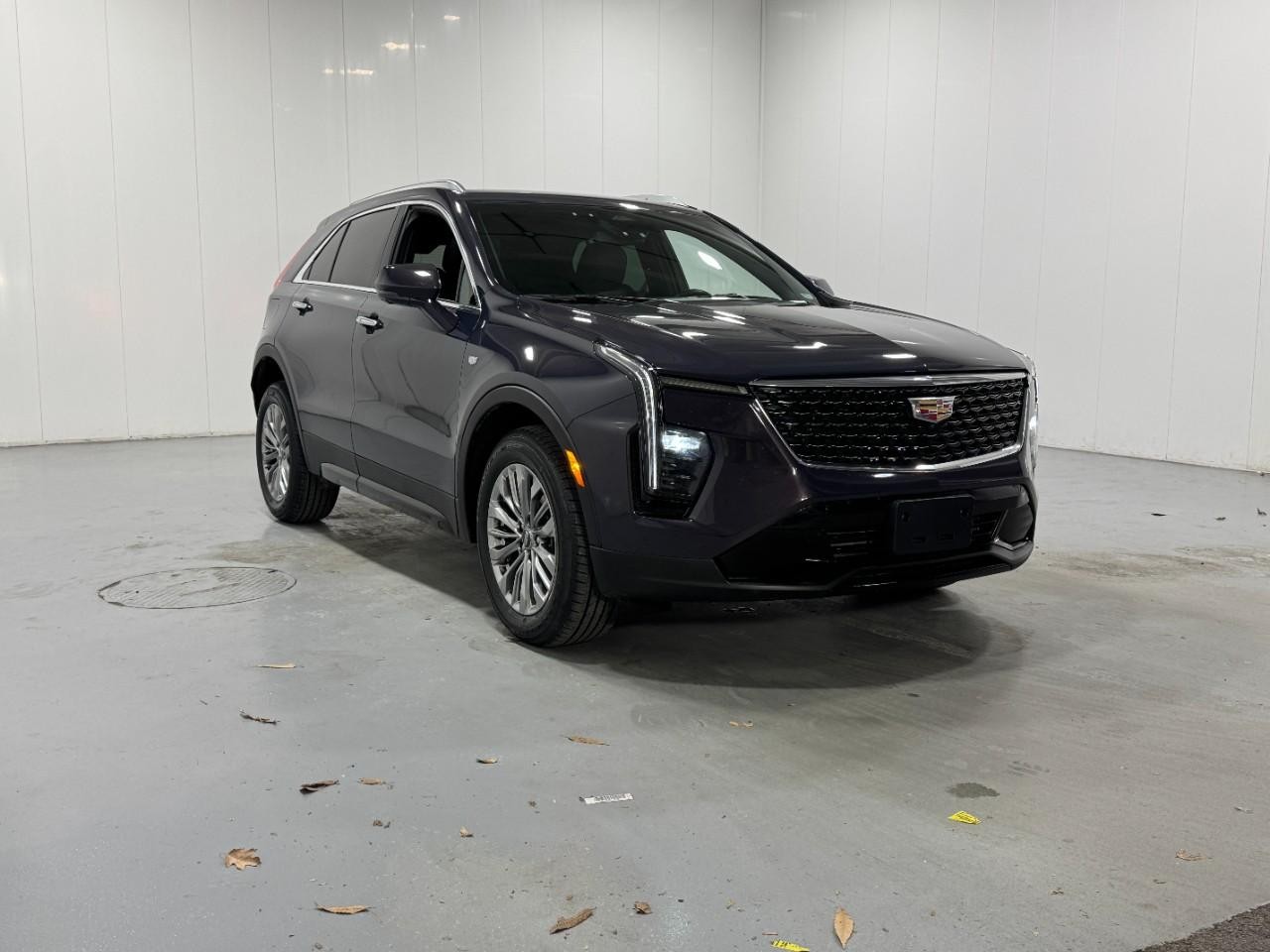 Cadillac XT4 Vehicle Full-screen Gallery Image 6