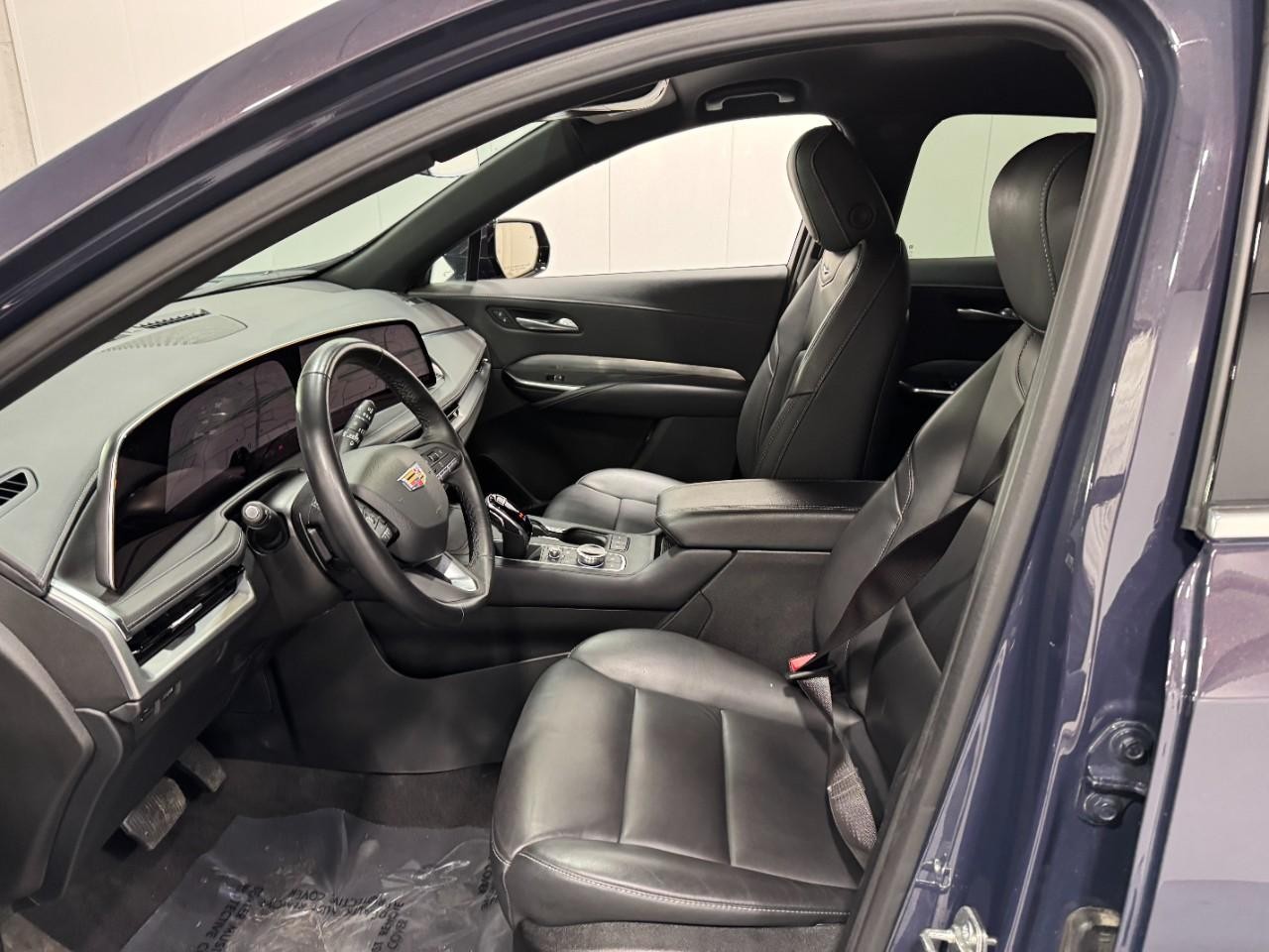 Cadillac XT4 Vehicle Full-screen Gallery Image 25