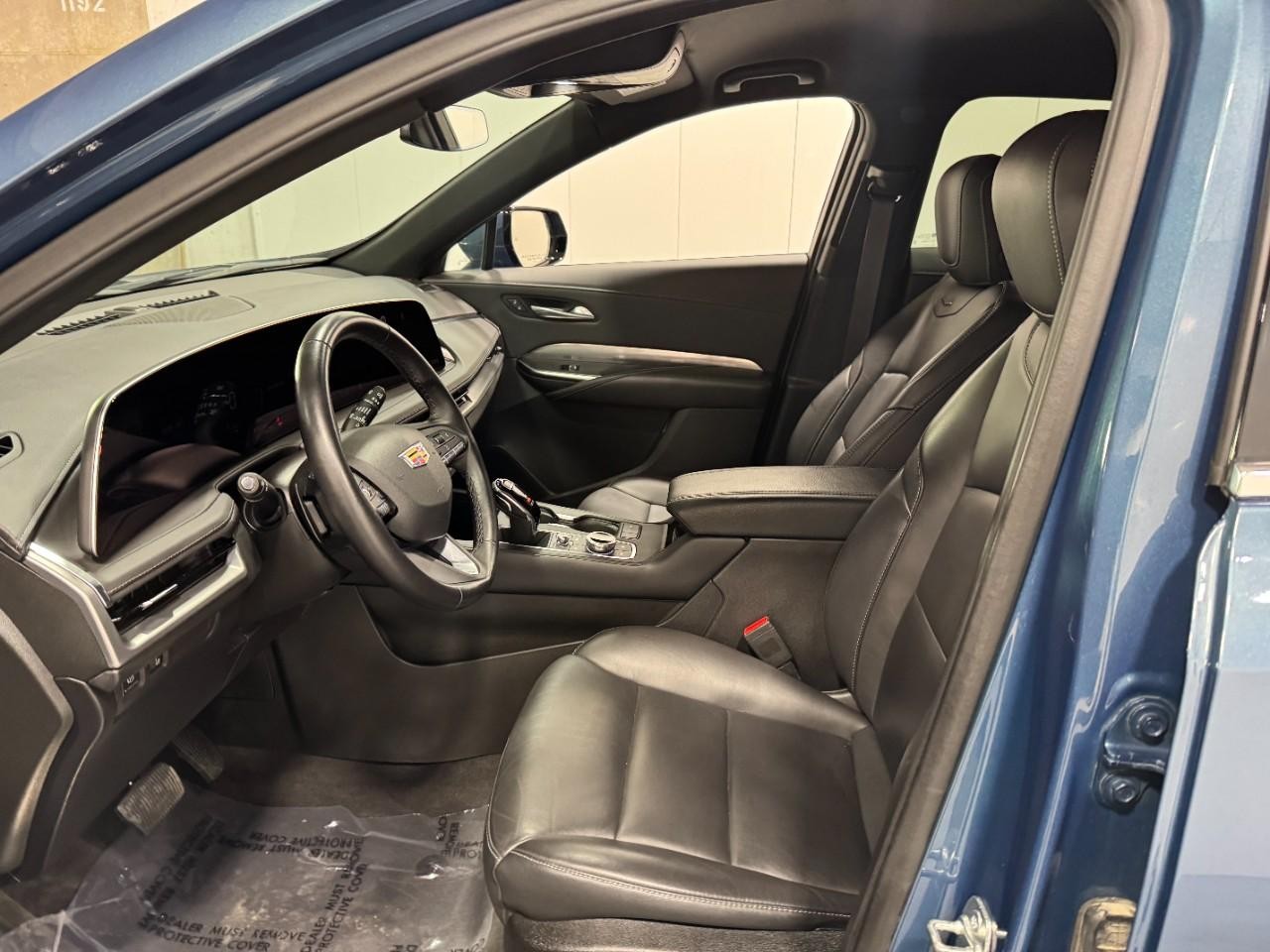 Cadillac XT4 Vehicle Full-screen Gallery Image 25