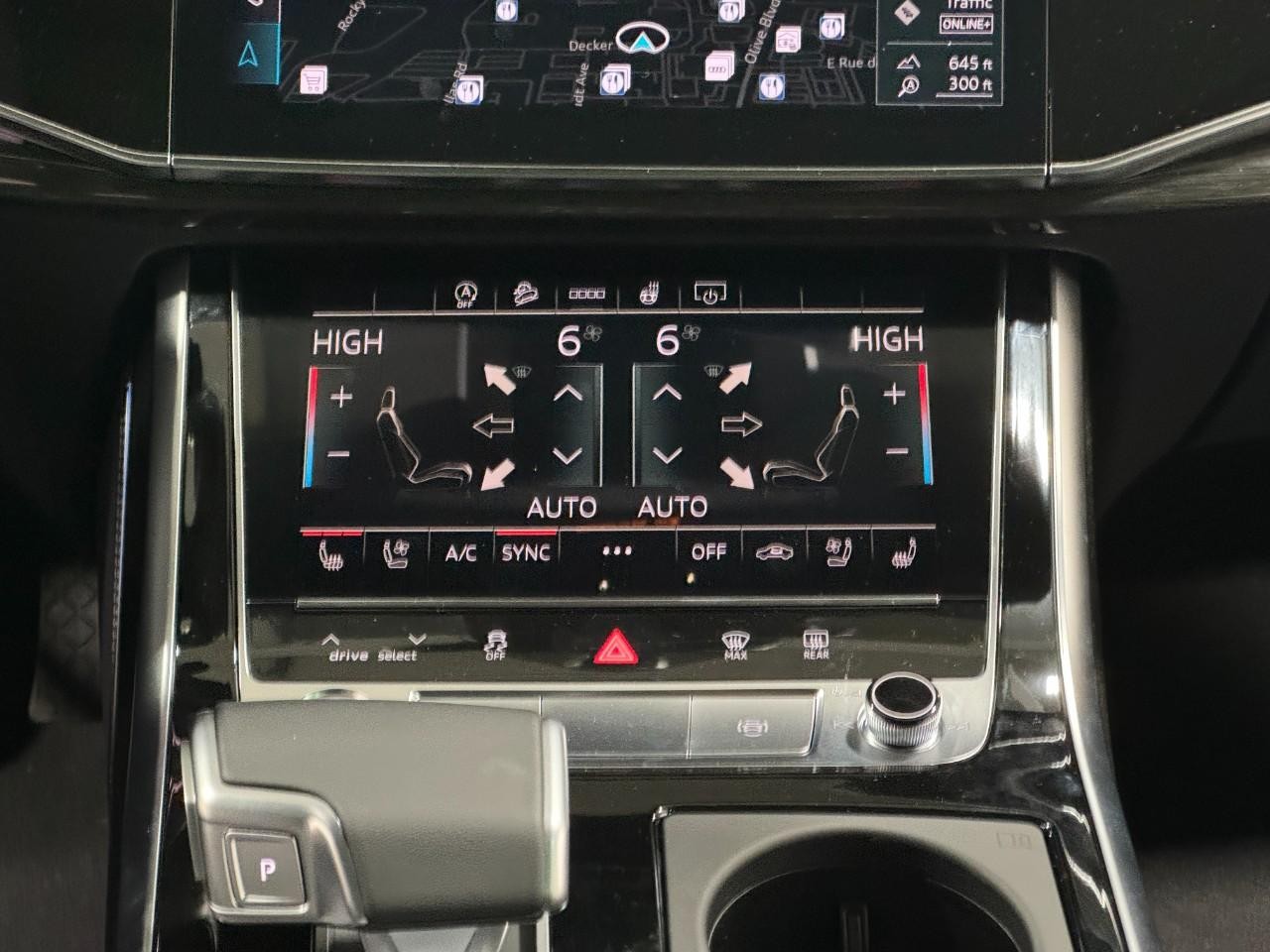 Audi Q7 Vehicle Full-screen Gallery Image 16