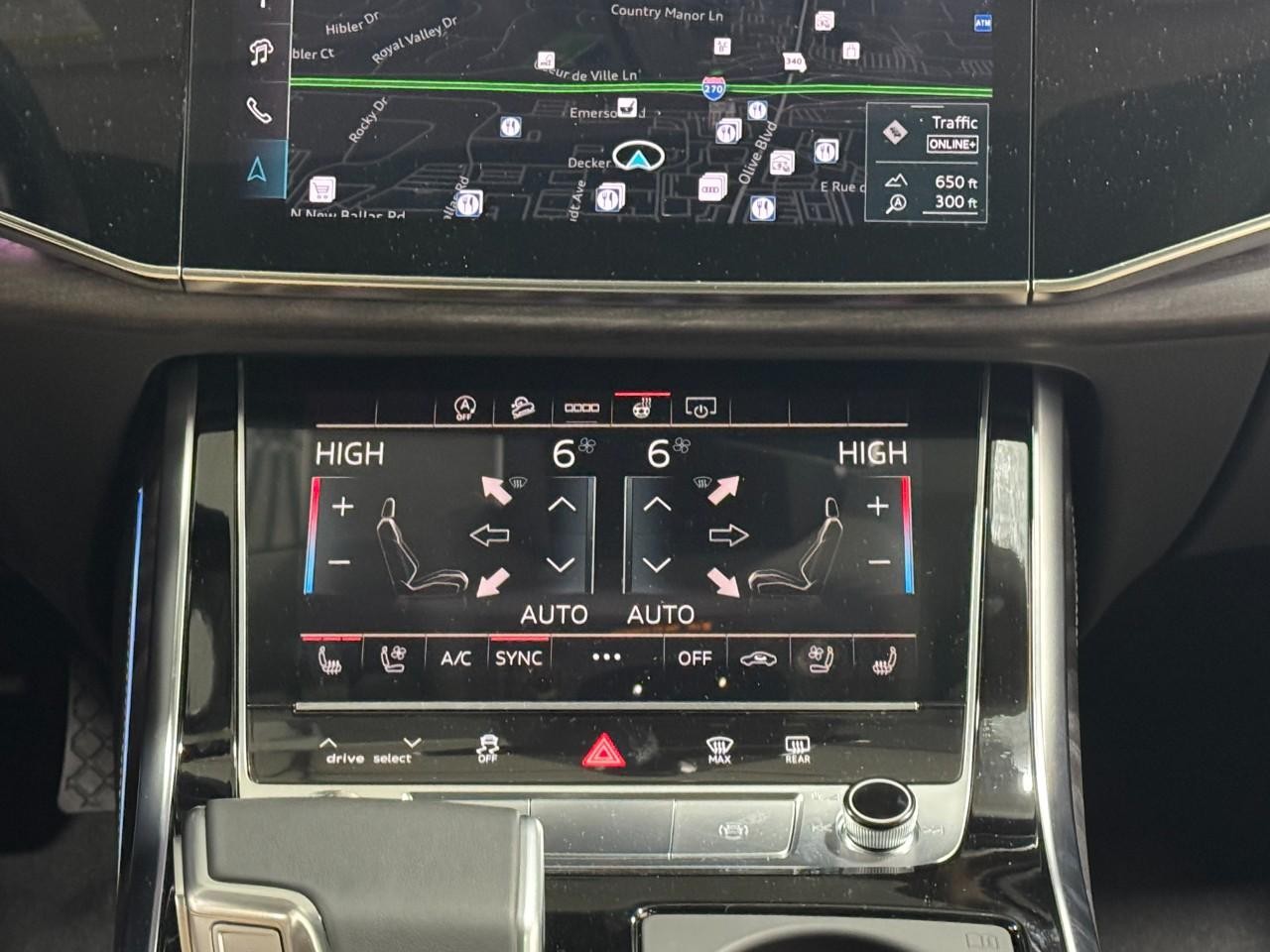 Audi Q7 Vehicle Full-screen Gallery Image 17