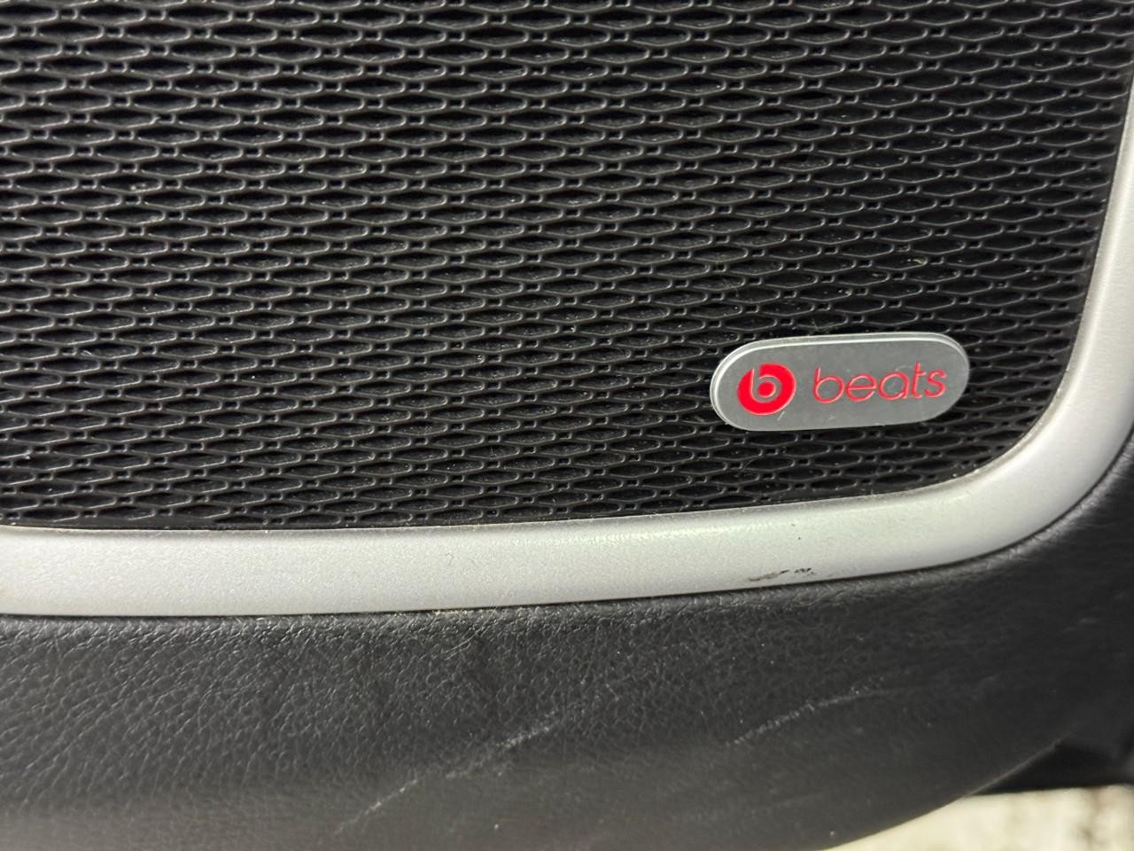 Jeep Compass Vehicle Full-screen Gallery Image 25