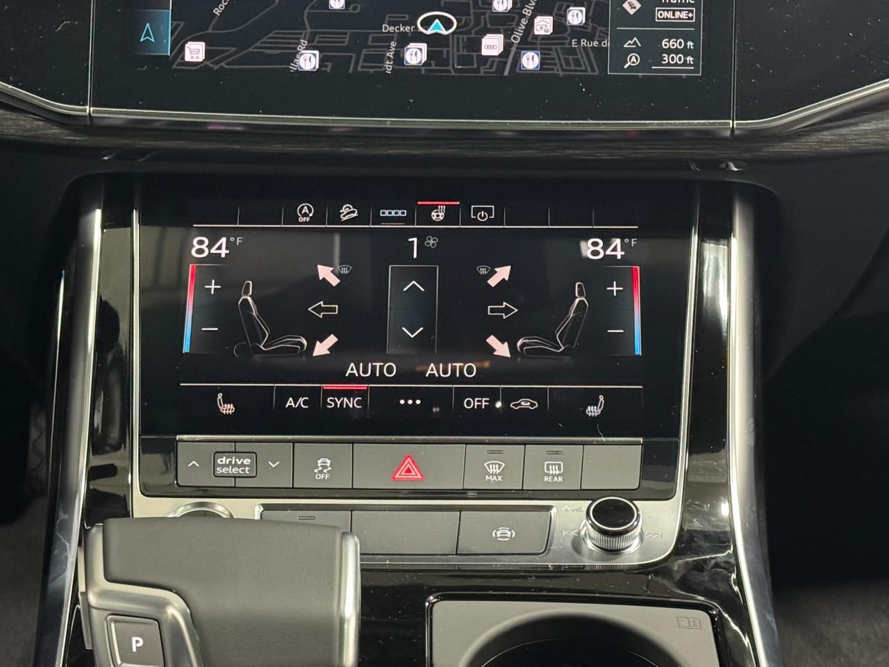 Audi Q7 Vehicle Full-screen Gallery Image 16