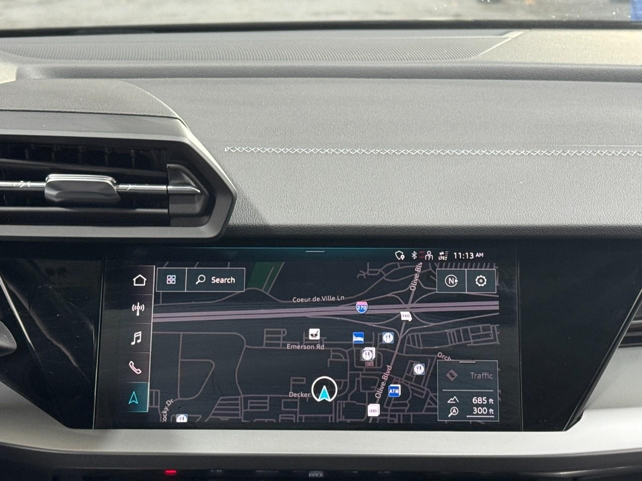 Audi A3 Vehicle Full-screen Gallery Image 14