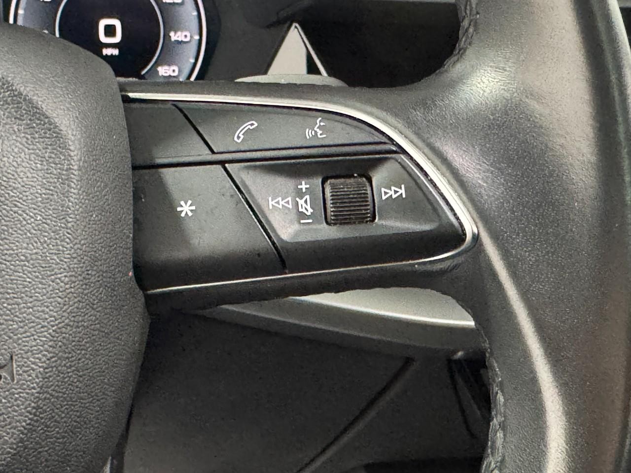 Audi A3 Vehicle Full-screen Gallery Image 34